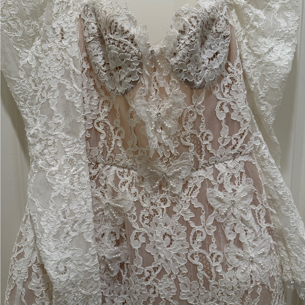 Bronx and Banco Colette Lace Long Sleeve
Mini Dress - Picture 5 of 6